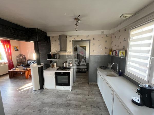 Maison 4 pièces à vendre à Le Houlme - 84.50 m² avec jardin et garage