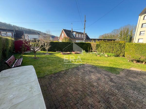 Maison 4 pièces à vendre à Le Houlme - 84.50 m² avec jardin et garage