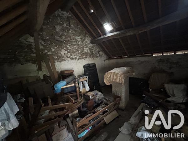 Maison à vendre 1 pièce 90 m² Saint-Cyr-sur-Morin