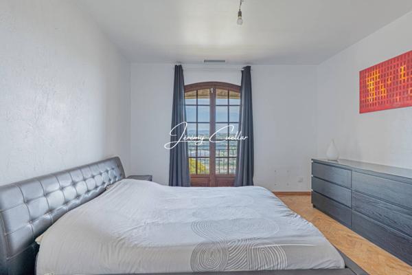 Appartement à vendre 4 pièces de 165 m²