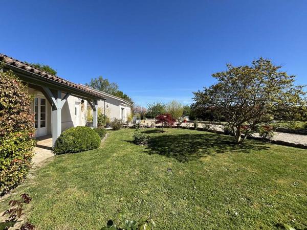 Maison à vendre |  Saint-Avit |  9 pièces | 270 m²