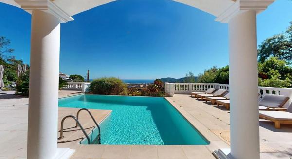 Mandelieu-la-Napoule (06210) MANDELIEU LA NAPOULE VILLA DE LUXE