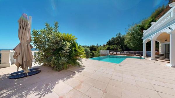 Mandelieu-la-Napoule (06210) MANDELIEU LA NAPOULE VILLA DE LUXE