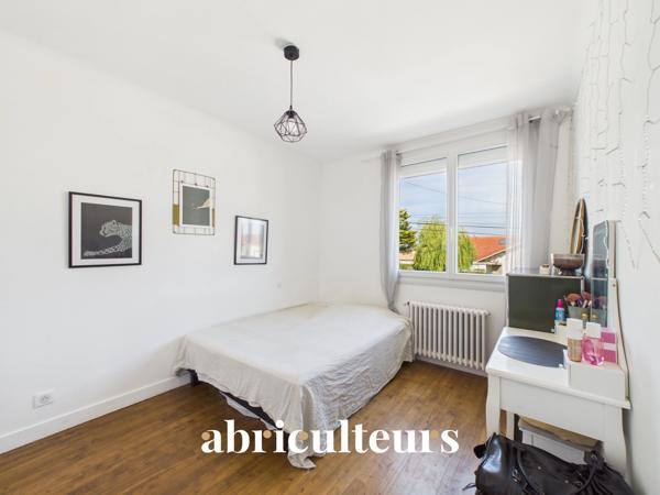 A Pornic, quartier recherché, belle nantaise, 5 chambres , à 5 mn de la plage