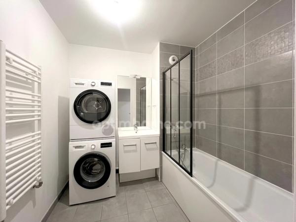 Appartement à vendre 4 pièces - 2 chambres - 2 Salles de bain - 2 Places de parking - Terrasse - FRANCONVILLE (95)