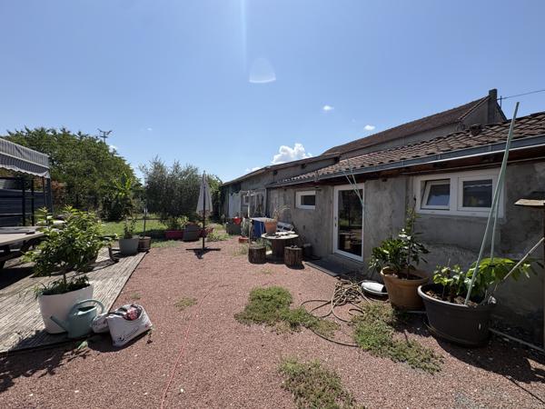 Maison avec jardin