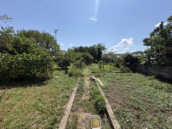 Maison avec jardin