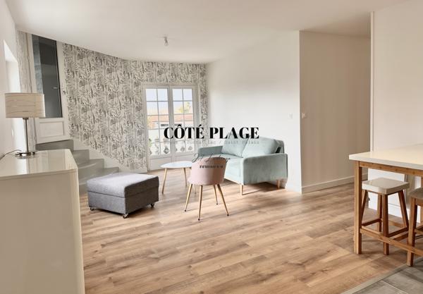 Vaux-sur-Mer (17640) T3 - Appartement de charme avec tourelle et balcon filant à VAUX SUR MER - AU PRIX 236.250 € HAI