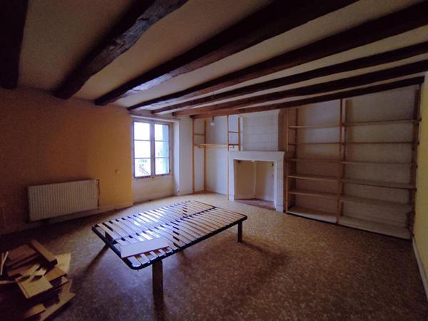 Maison de village Barrou 3 pièce(s) 90 m2