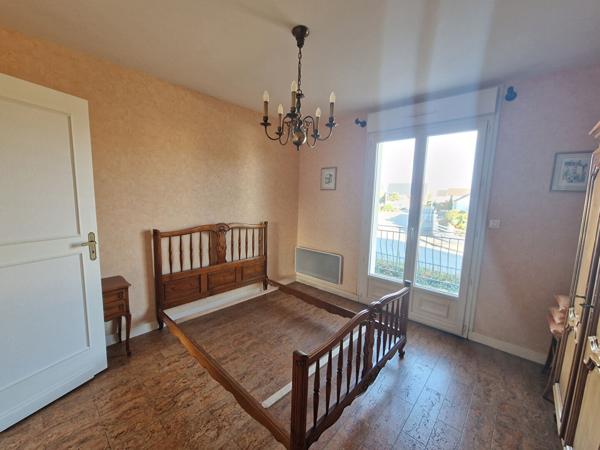 Maison Bonchamp Les Laval