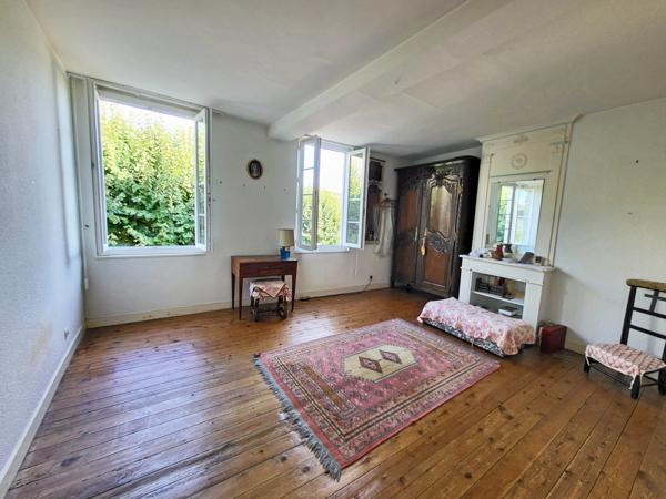 Charmante maison de ville de 4 chambres au cœur de Jarnac
