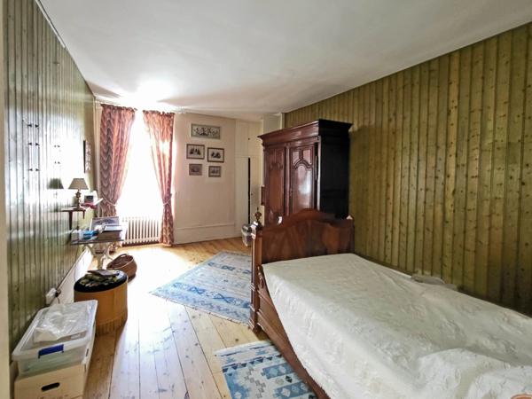 Charmante maison de ville de 4 chambres au cœur de Jarnac