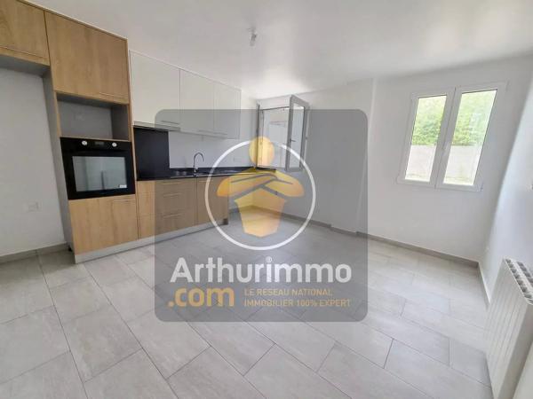 Location                                                      Appartement
                        
                     2 pièces                      29 m2                     à Ormesson-sur-Marne