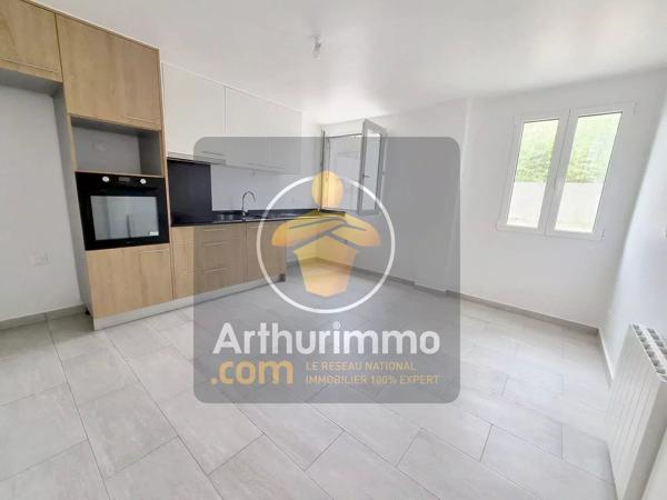 Location                                                      Appartement
                        
                     2 pièces                      29 m2                     à Ormesson-sur-Marne