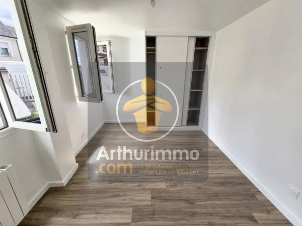 Location                                                      Appartement
                        
                     2 pièces                      29 m2                     à Ormesson-sur-Marne