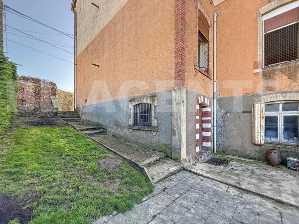 135 m² habitables, jardin, garage : à découvrir !