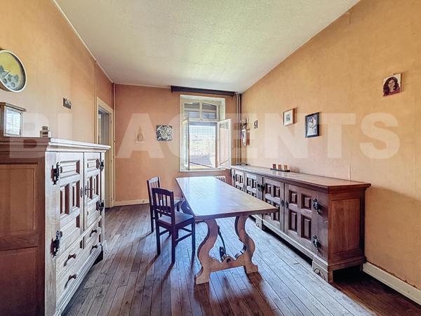 135 m² habitables, jardin, garage : à découvrir !