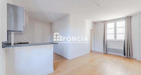 À vendre Appartement 2 pièces 38.2 m² - Tours 37000
