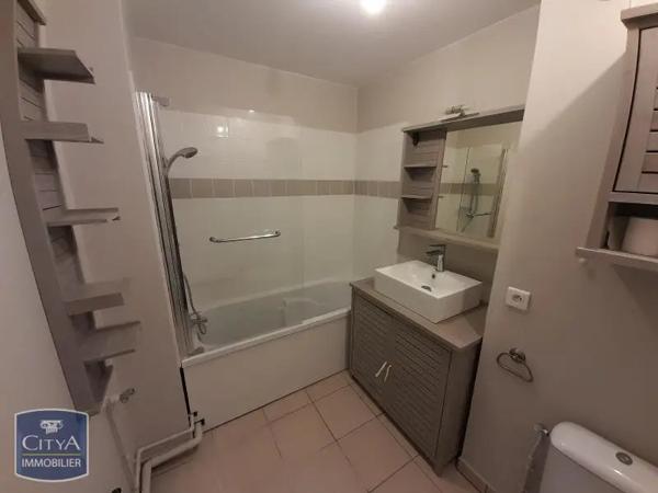 Appartement à louer 3 pièces 62.15m² Hénin-Beaumont (62110)