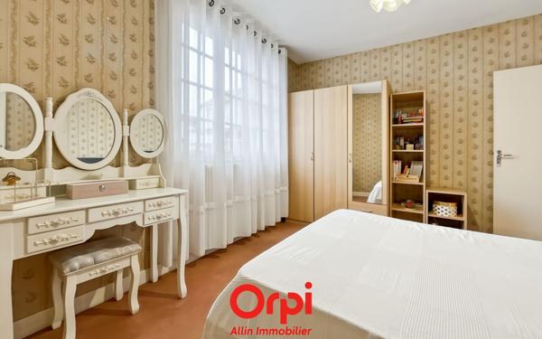 Maison à vendre    4 pièces •  Montluçon