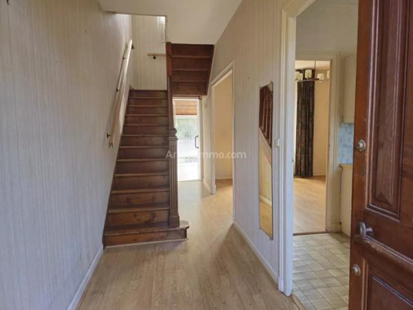 Vente                                                      Maison
                        
                     3 pièces                      63 m2                     à Guingamp