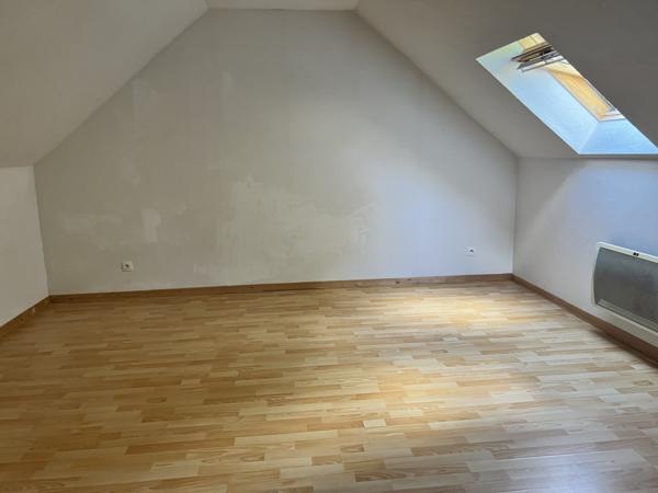Maison
         7 pièces
        - 136 m² 255 000 € *