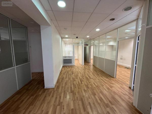 Immeuble à vendre à Sochaux dans le Doubs (25600), ref : 25054-1714