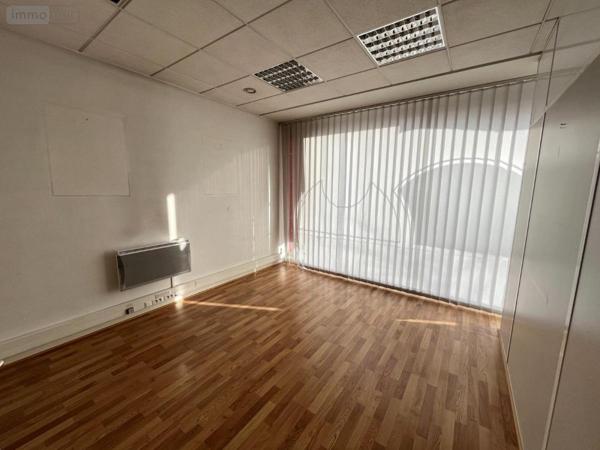 Immeuble à vendre à Sochaux dans le Doubs (25600), ref : 25054-1714