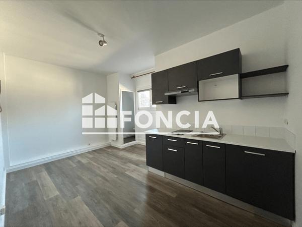 Location Studio 18.81 m² - 16 RUE BANNIER Orleans 45000