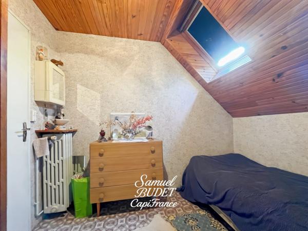 Maison en pierre 128 m² avec jardin et 2 garages à PRÉ-EN-PAIL