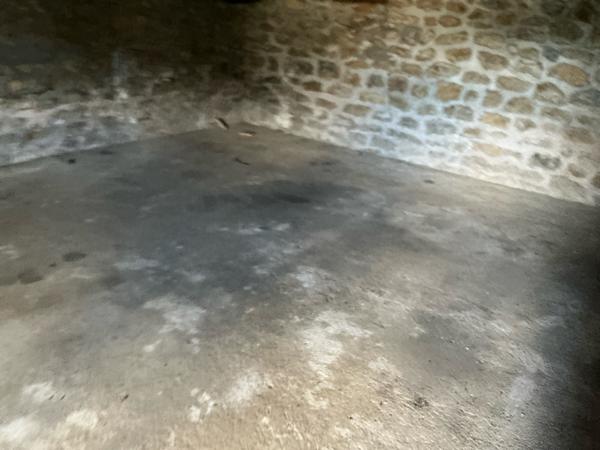 Jolie maison située à MONTGIVRAY