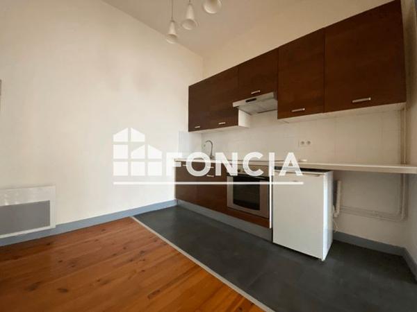 Location Appartement 2 pièces 53 m² - 8 RUE SAINT SILAIN Perigueux 24000