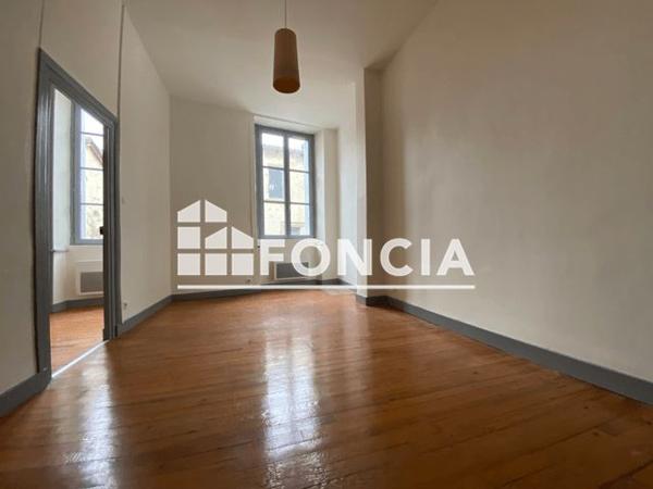 Location Appartement 2 pièces 53 m² - 8 RUE SAINT SILAIN Perigueux 24000