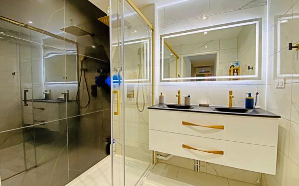 Appartement à vendre    3 pièces • 66,42 m2 Muret