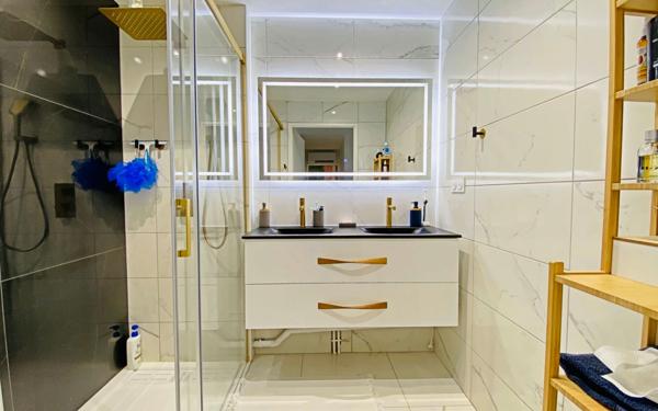 Appartement à vendre    3 pièces • 66,42 m2 Muret