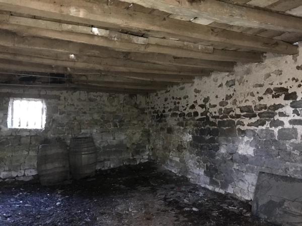 Grange à rénover entièrement