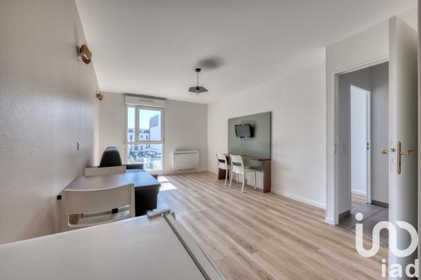 Appartement à vendre 2 pièces 42 m² Saint-Cyr-l'École