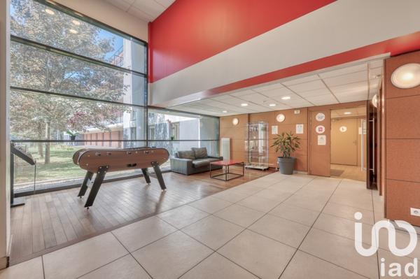 Appartement à vendre 2 pièces 42 m² Saint-Cyr-l'École