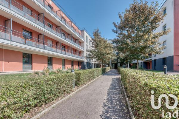 Appartement à vendre 2 pièces 42 m² Saint-Cyr-l'École