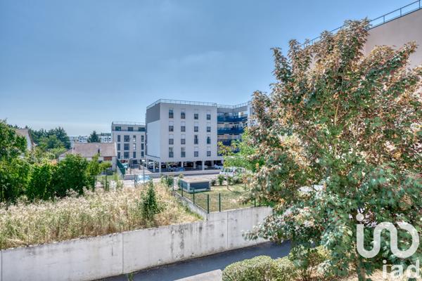 Appartement à vendre 2 pièces 42 m² Saint-Cyr-l'École