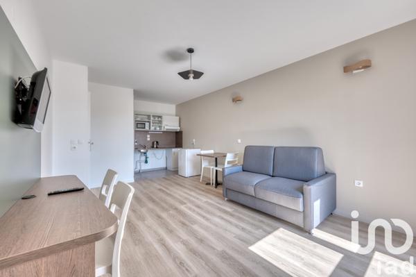 Appartement à vendre 2 pièces 42 m² Saint-Cyr-l'École