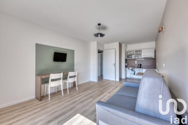 Appartement à vendre 2 pièces 42 m² Saint-Cyr-l'École