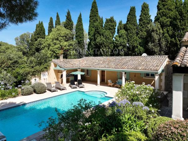 ELEGANTE PROPRIÉTÉ - ST REMY DE PROVENCE