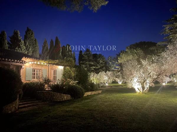 ELEGANTE PROPRIÉTÉ - ST REMY DE PROVENCE