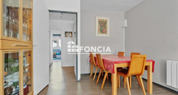 À vendre Appartement 4 pièces 76.73 m² - Guyancourt 78280