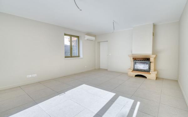 Maison à vendre    4 pièces • 137 m2 Collonges-au-Mont-d'Or
