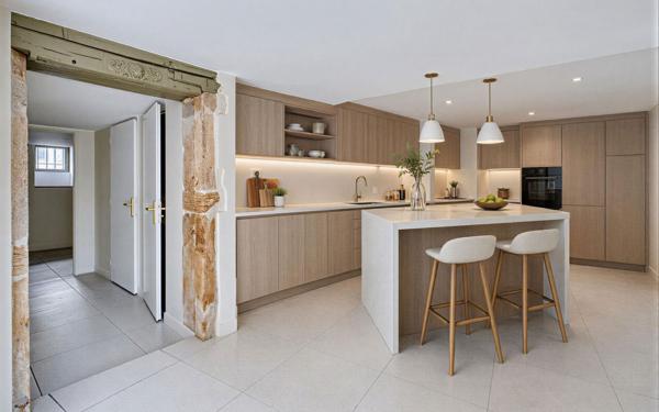 Maison à vendre    4 pièces • 137 m2 Collonges-au-Mont-d'Or