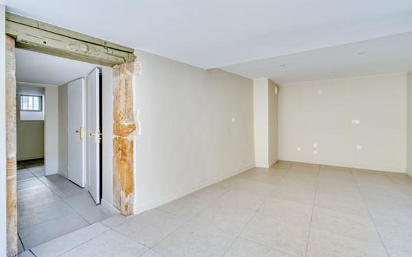Maison à vendre    4 pièces • 137 m2 Collonges-au-Mont-d'Or