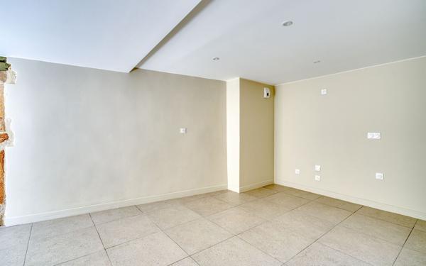 Maison à vendre    4 pièces • 137 m2 Collonges-au-Mont-d'Or