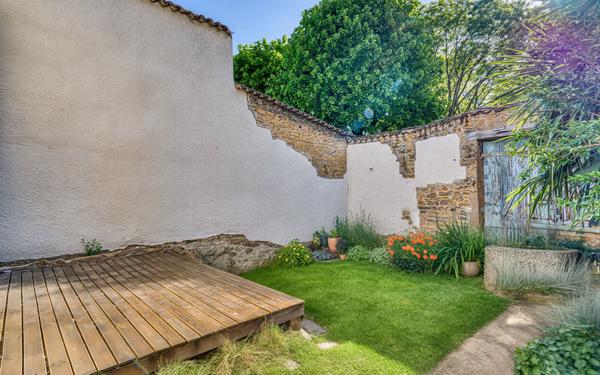 Maison à vendre    4 pièces • 137 m2 Collonges-au-Mont-d'Or